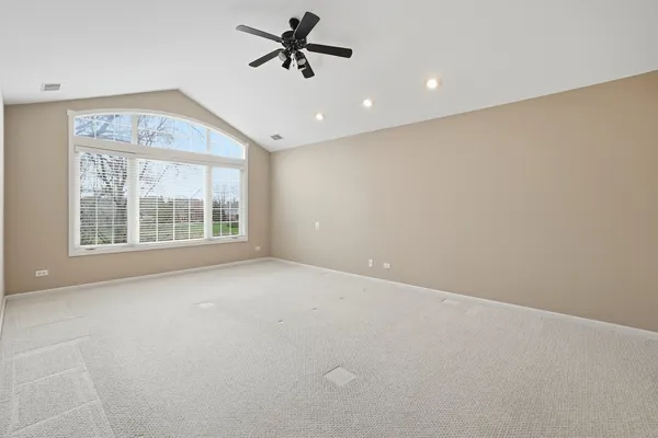 $390,000 | 91 Spyglass Circle, Palos Heights, IL 60463