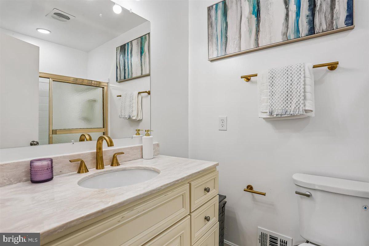 903 Annmore Drive Silver Spring, MD 20902 - Photo 29 of 48 Hallway Bathroom