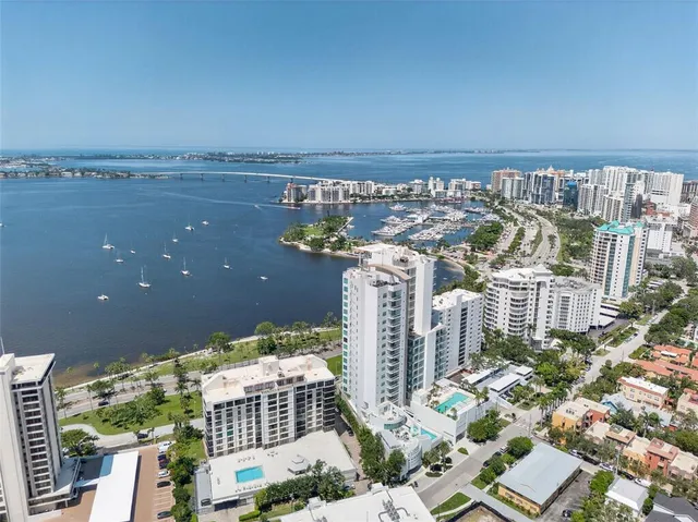 $6,250,000 | 605 South Gulfstream Avenue, Unit 5S, Sarasota, FL 34236