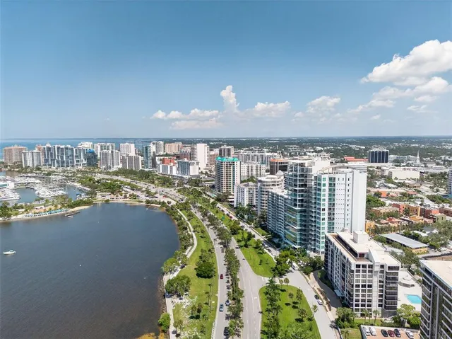 $6,250,000 | 605 South Gulfstream Avenue, Unit 5S, Sarasota, FL 34236