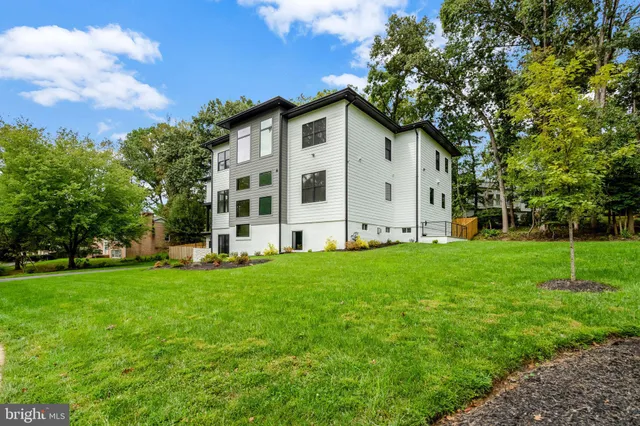 $3,494,000 | 7400 Churchill Road, McLean, VA 22101