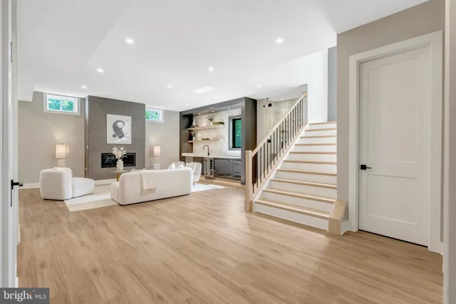 $3,494,000 | 7400 Churchill Road, McLean, VA 22101