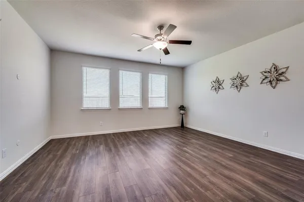 $369,900 | 6033 Hightower Street, Aubrey, TX 76227