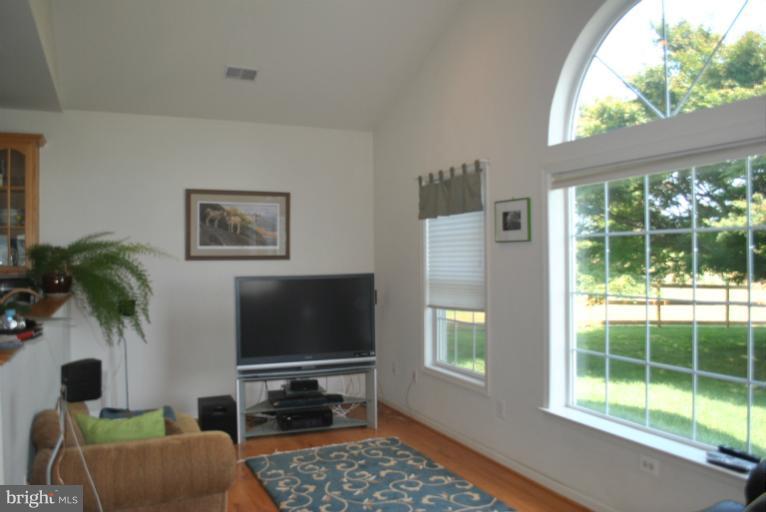 15909 Trenton Road Upperco, MD 21155 - Photo 21 of 29 Family Room