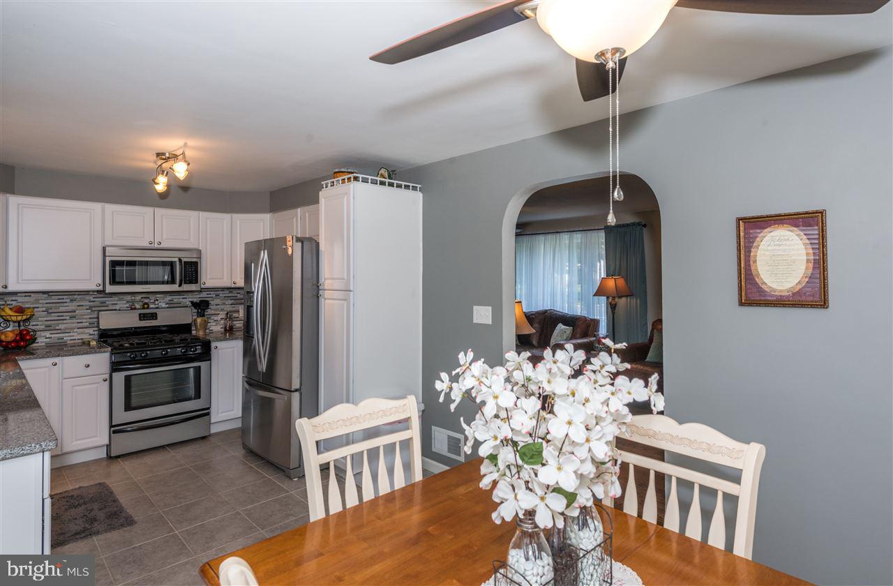 2266 Maple Road York, PA 17408 - Photo 12 of 28