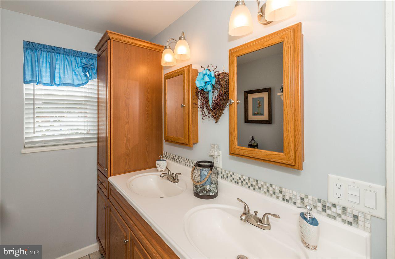 2266 Maple Road York, PA 17408 - Photo 18 of 28