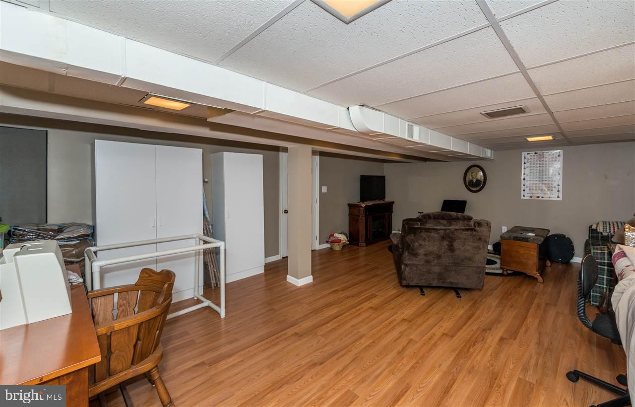 2266 Maple Road York, PA 17408 - Photo 19 of 28