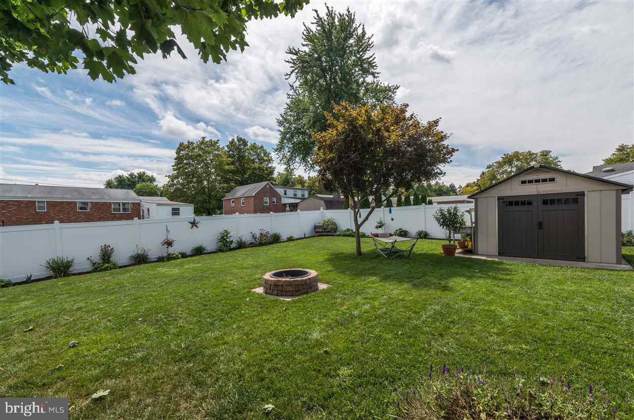 2266 Maple Road York, PA 17408 - Photo 22 of 28