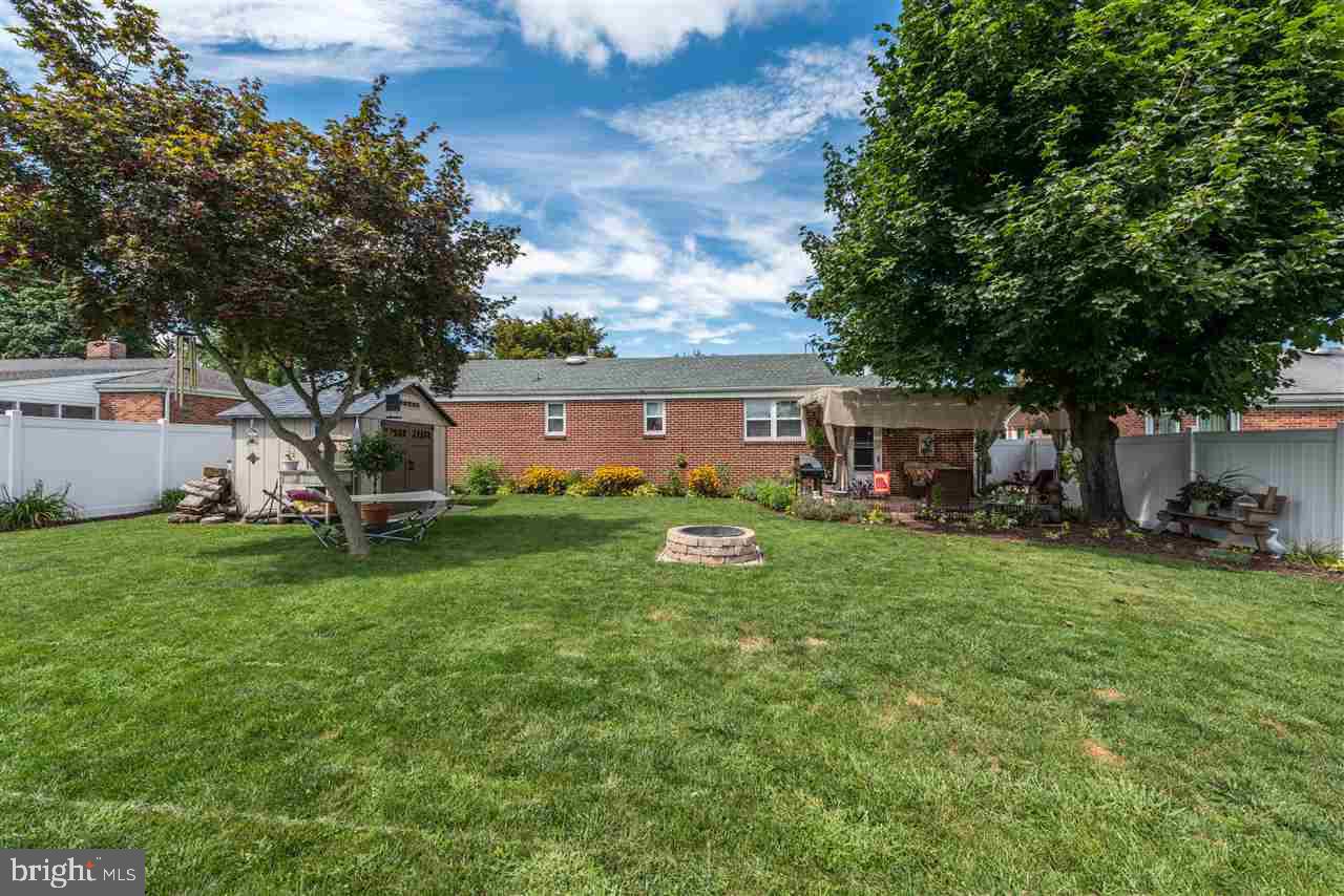 2266 Maple Road York, PA 17408 - Photo 23 of 28