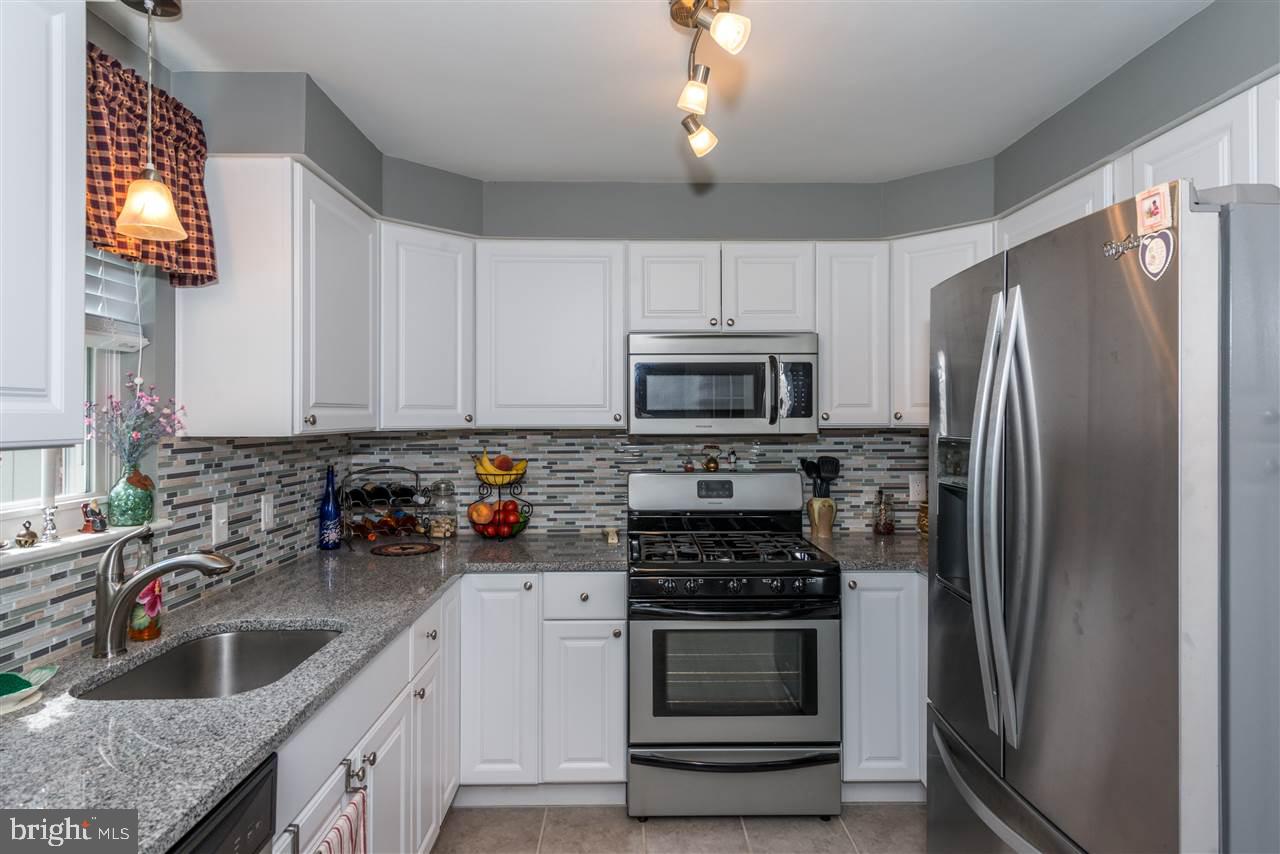 2266 Maple Road York, PA 17408 - Photo 9 of 28