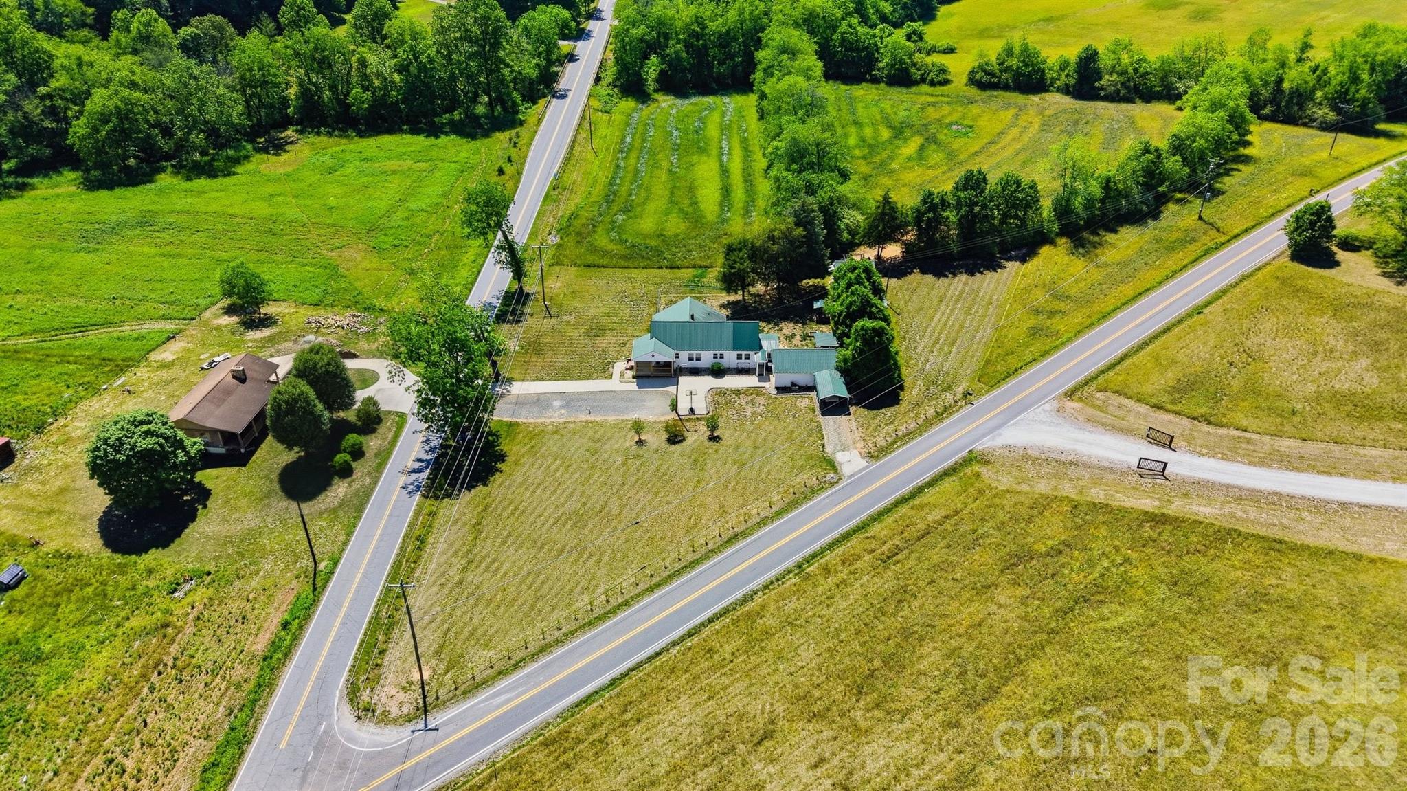 4039 Hartland Road Lenoir, NC 28645 - Photo 39 of 46