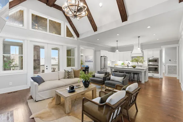 $1,800,000 | 2209 20th Avenue South, Nashville, TN 37212