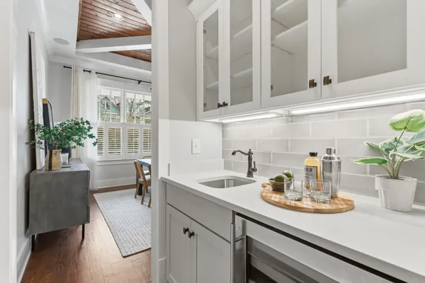 $1,800,000 | 2209 20th Avenue South, Nashville, TN 37212