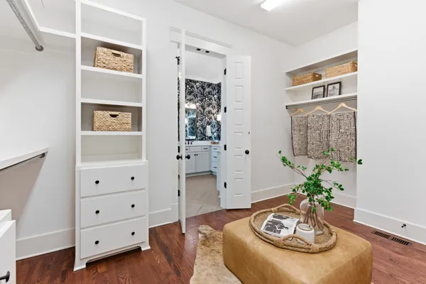 $1,800,000 | 2209 20th Avenue South, Nashville, TN 37212
