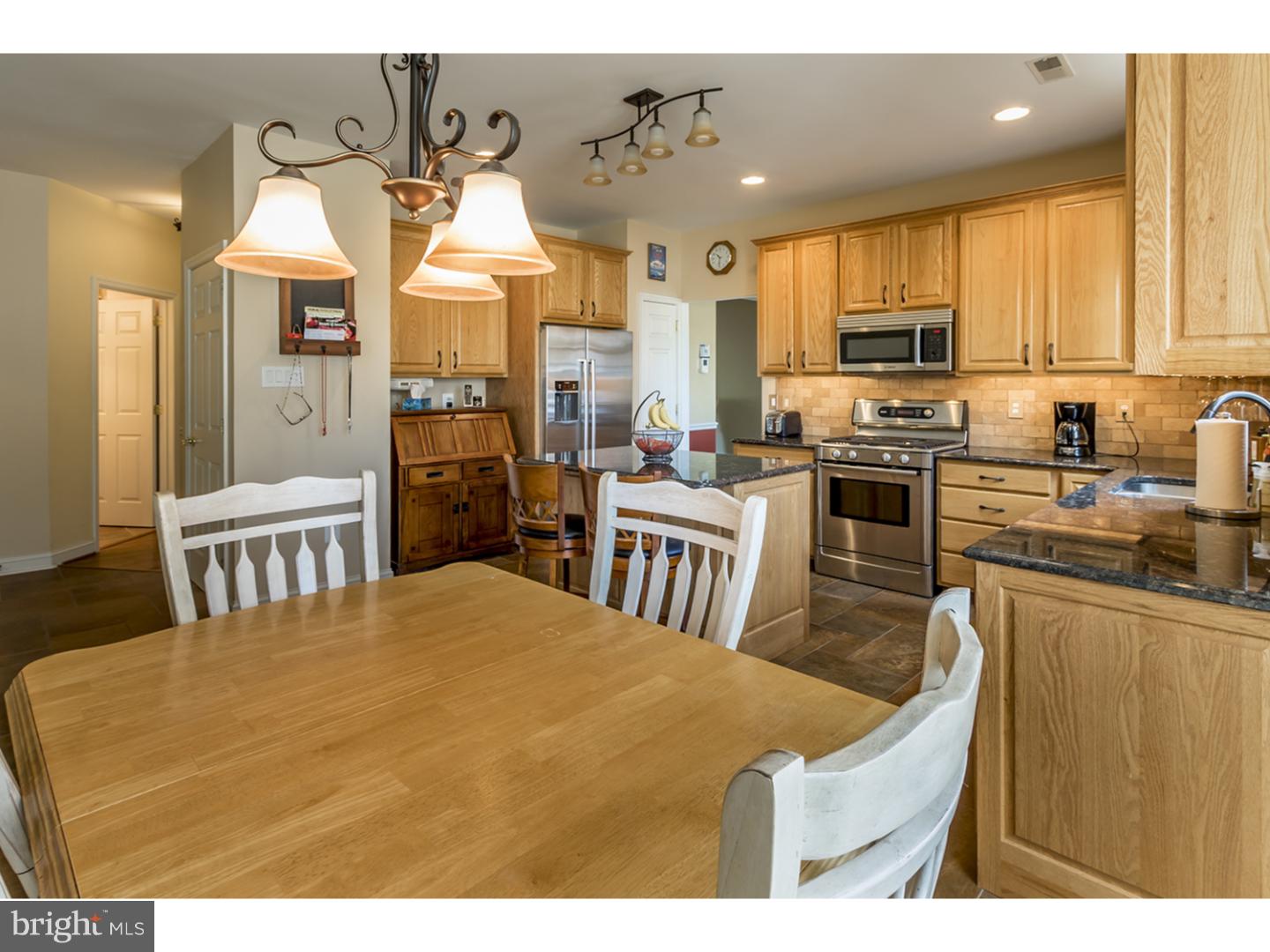 64 Stratton Lane Sewell, NJ 08080 - Photo 8 of 25 Kitchen