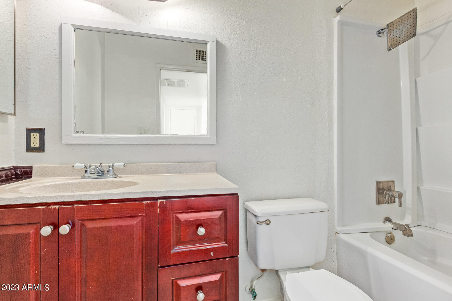 2621 West Ocotillo Road, Unit 4 Phoenix, AZ 85017 - Photo 17 of 28 17 Ocotillo 2621