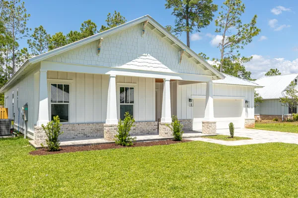 $675,000 | 61 Grizzly Street, Freeport, FL 32439
