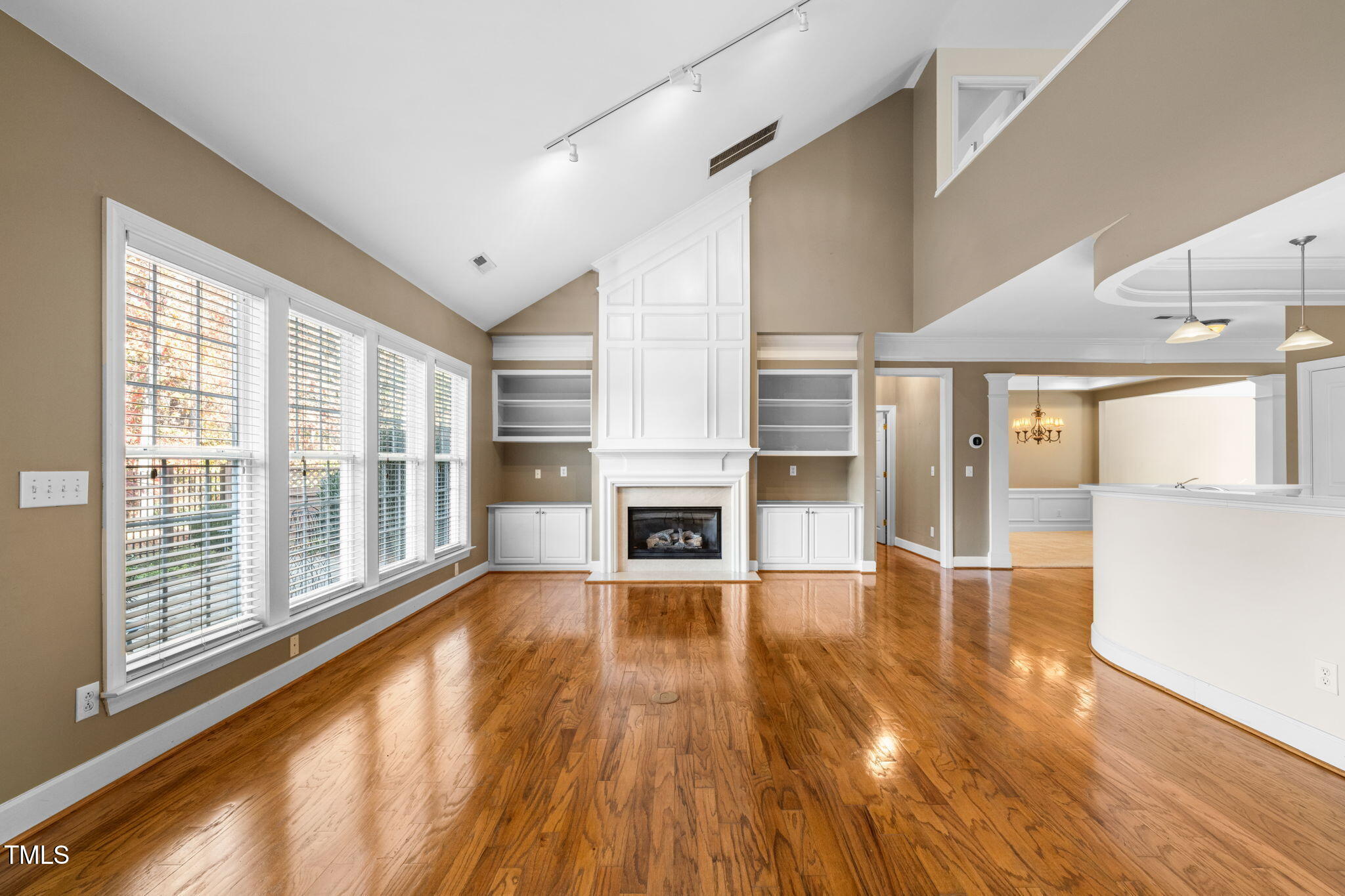 3614 Lion Ridge Court Raleigh, NC 27612 - Photo 18 of 52 Family room (2)