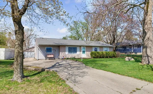 $225,000 | 408 East Benham Street, Tolono, IL 61880
