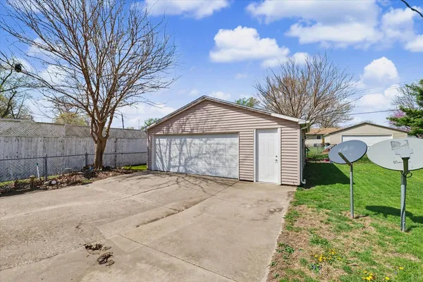 $225,000 | 408 East Benham Street, Tolono, IL 61880