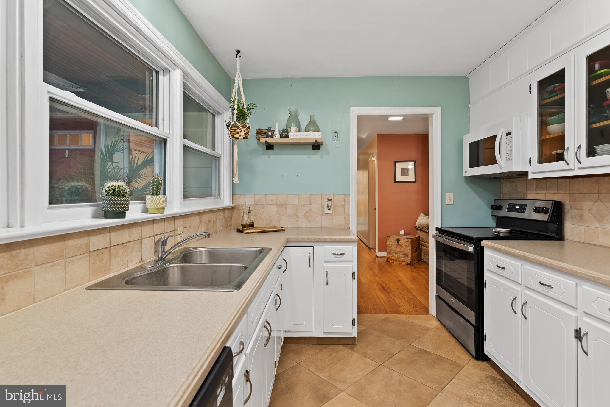 4106 Crestview Road Harrisburg, PA 17112 - Photo 9 of 60 Gallery Image 9
