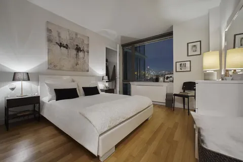 $5,550 | 188 Ludlow Street, Unit 15C | Lower East Side