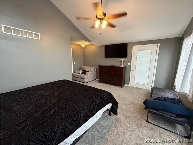 $685,000 | 27630 Golden Point Lane, Barnett, MO 65011