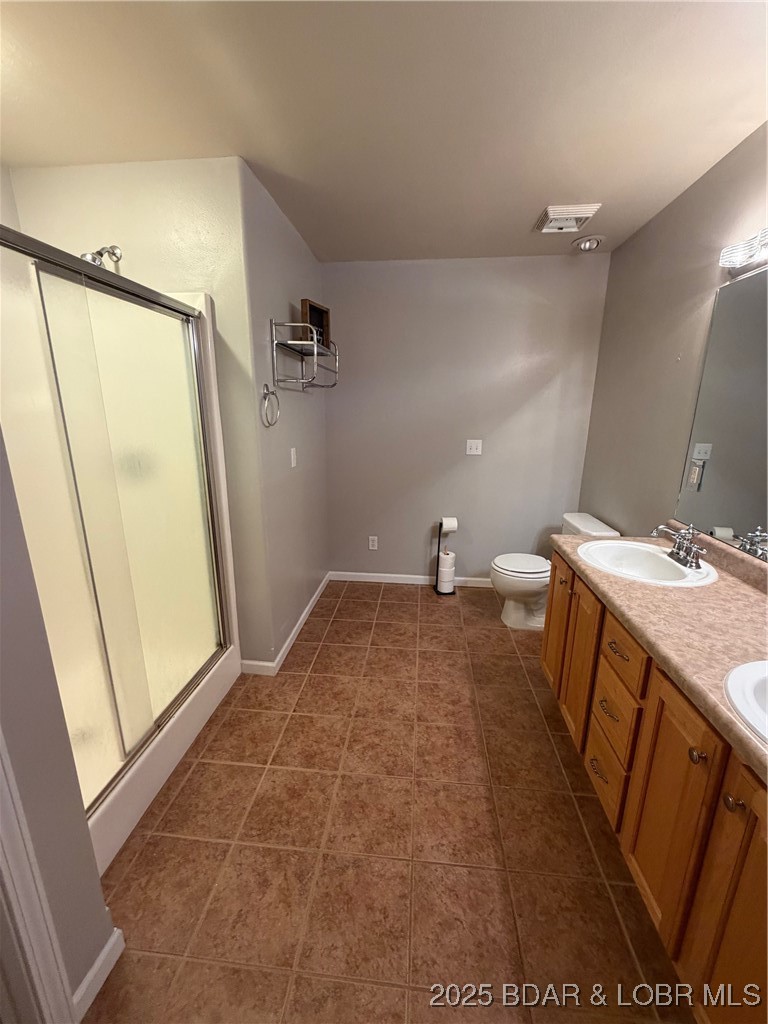 27630 Golden Point Lane Barnett, MO 65011 - Photo 12 of 60