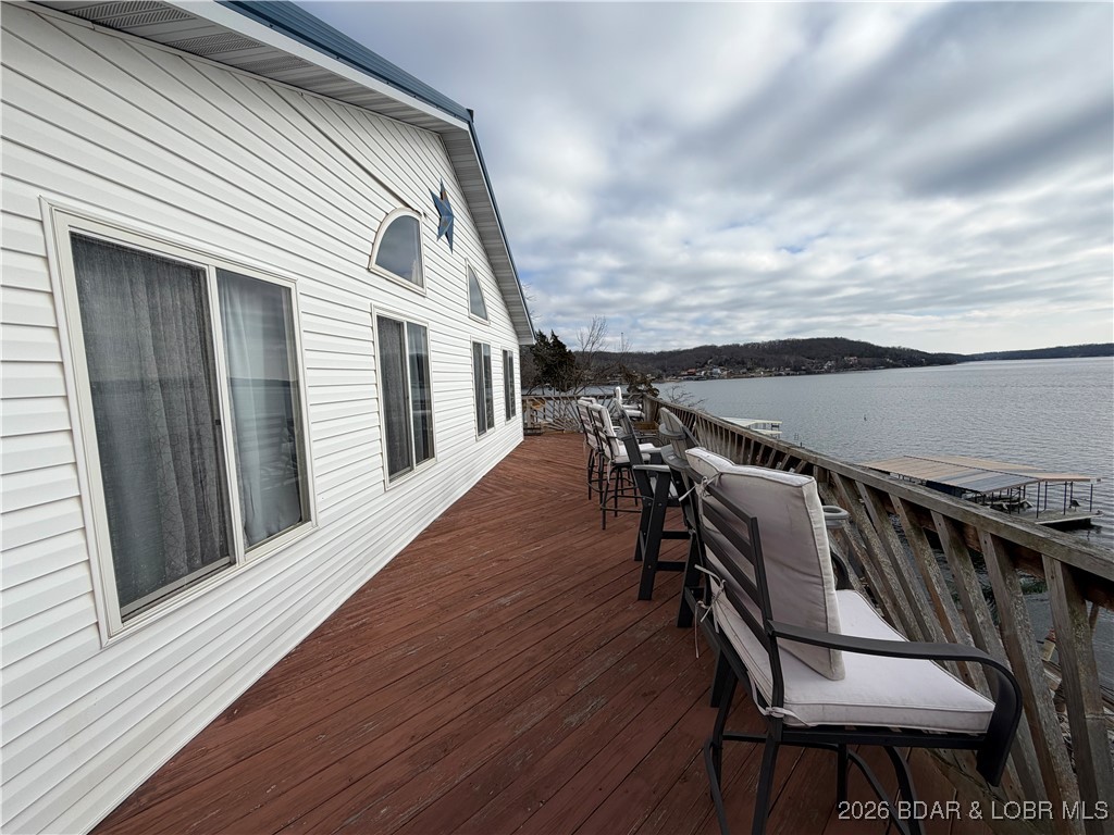 27630 Golden Point Lane Barnett, MO 65011 - Photo 17 of 60 Upper Deck