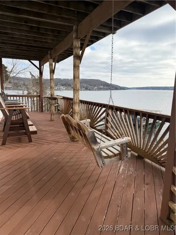 $685,000 | 27630 Golden Point Lane, Barnett, MO 65011