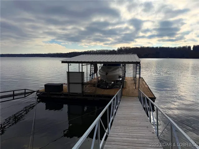 $685,000 | 27630 Golden Point Lane, Barnett, MO 65011