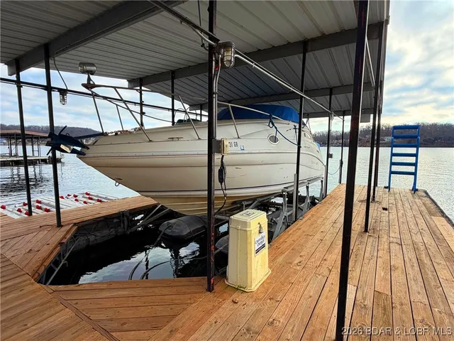 $685,000 | 27630 Golden Point Lane, Barnett, MO 65011