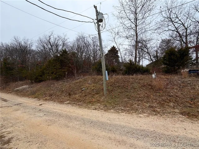 $685,000 | 27630 Golden Point Lane, Barnett, MO 65011