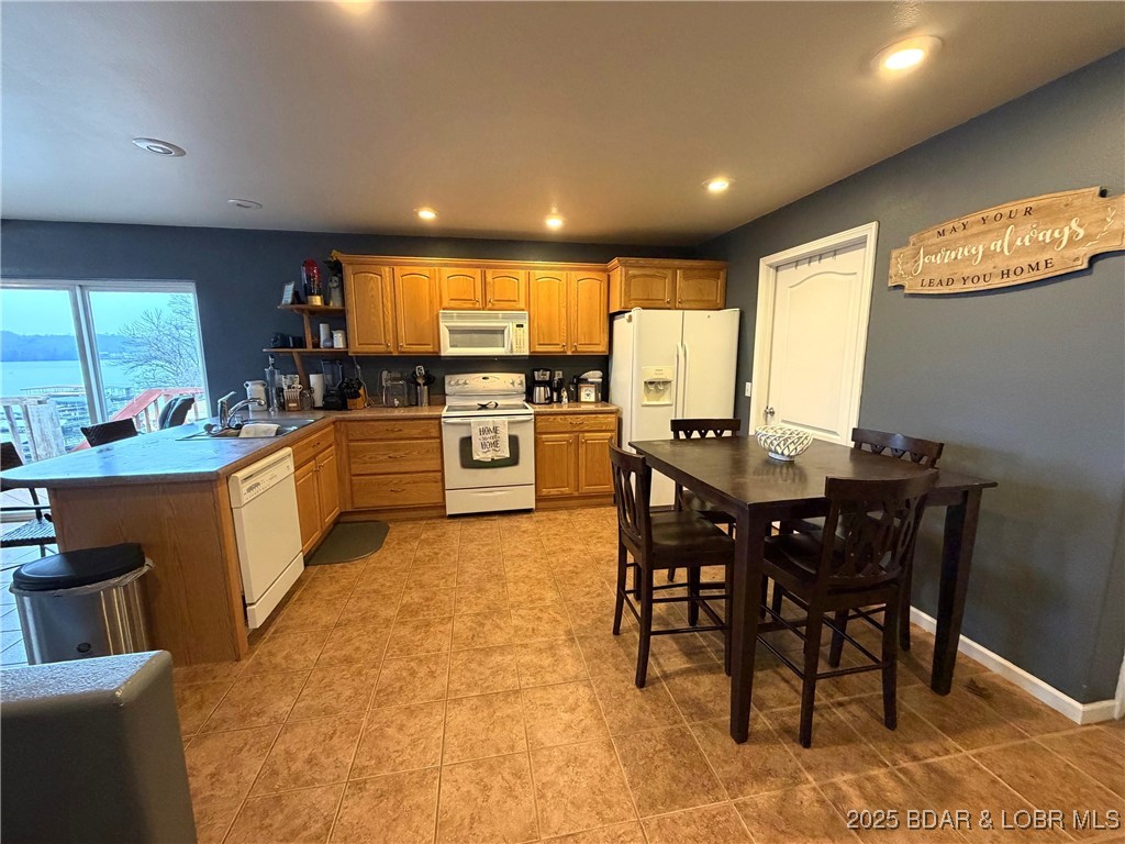 27630 Golden Point Lane Barnett, MO 65011 - Photo 8 of 60