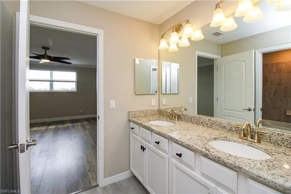 $4,095 | 2380 Fallglo Street, Naples, FL 34120
