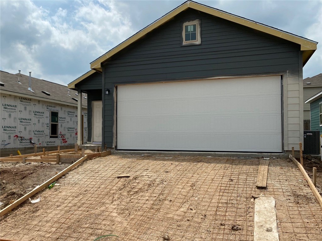 7113 Spirit Hill Road Austin, TX 78744 - Photo 1 of 1 Gallery Image 1