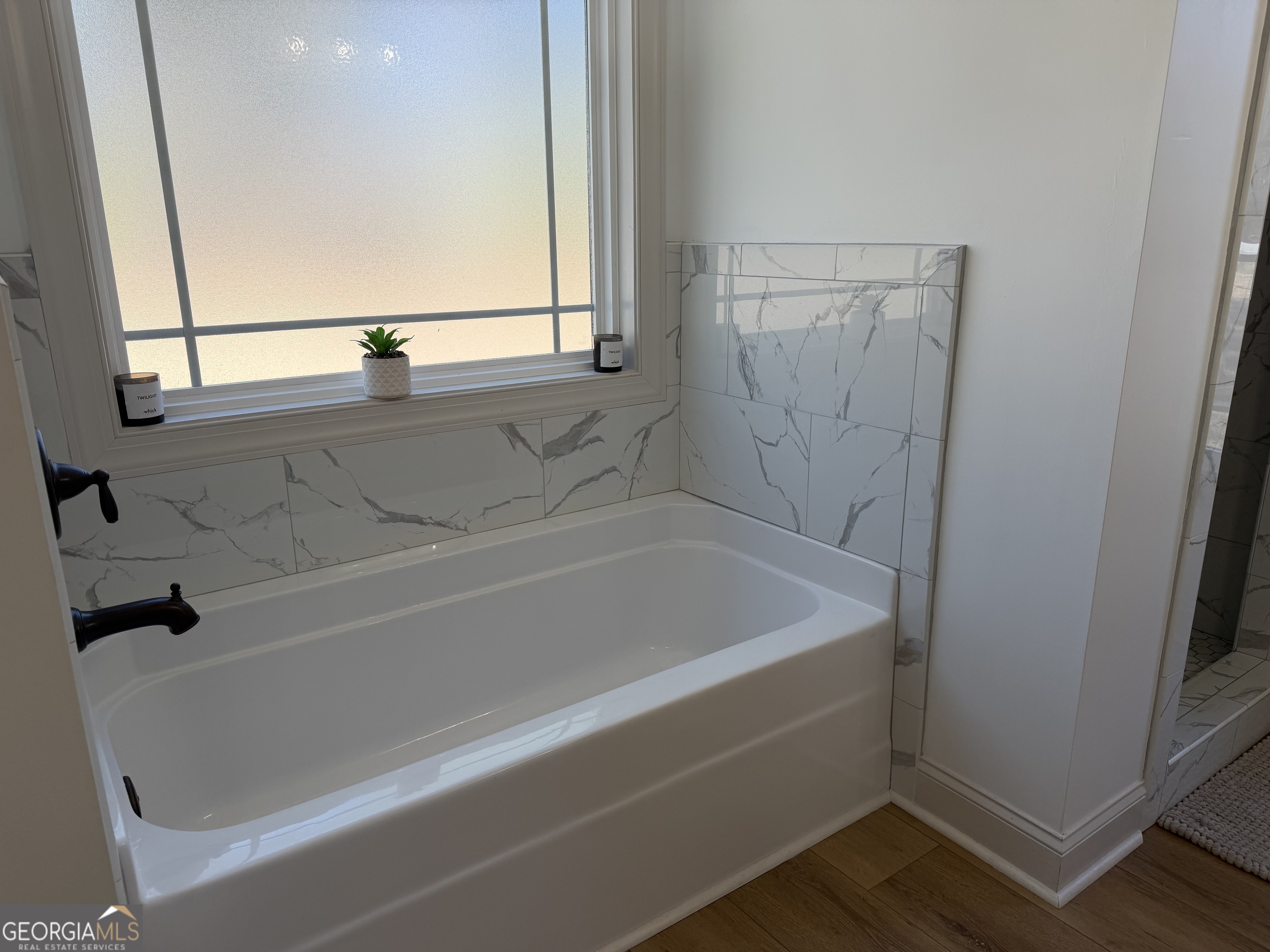 1347 Payne Road Rentz, GA 31075 - Photo 28 of 45 a bathroom with a bathtub