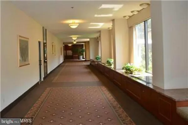 $1,950 | 3709 South George Mason Drive, Unit 609E, Falls Church, VA 22041