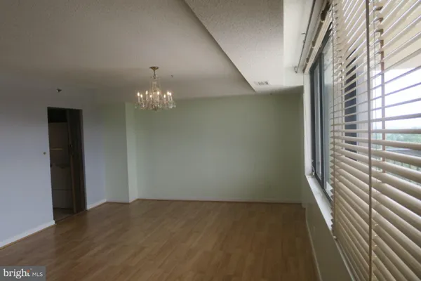 $1,950 | 3709 South George Mason Drive, Unit 609E, Falls Church, VA 22041