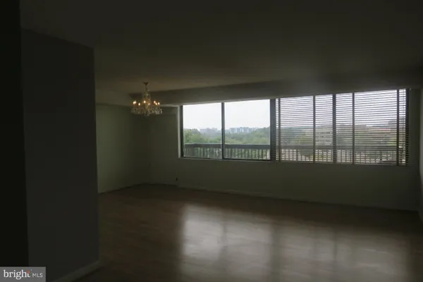 $1,950 | 3709 South George Mason Drive, Unit 609E, Falls Church, VA 22041