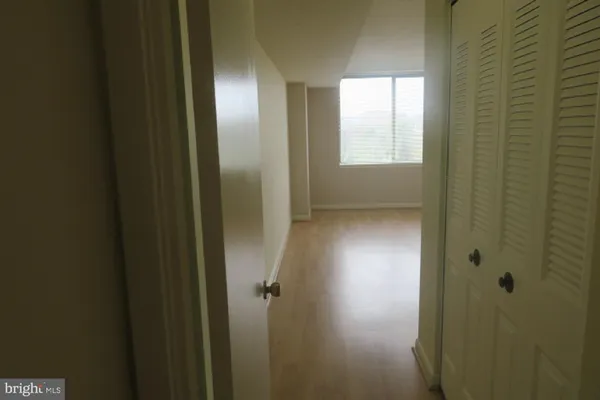 $1,950 | 3709 South George Mason Drive, Unit 609E, Falls Church, VA 22041