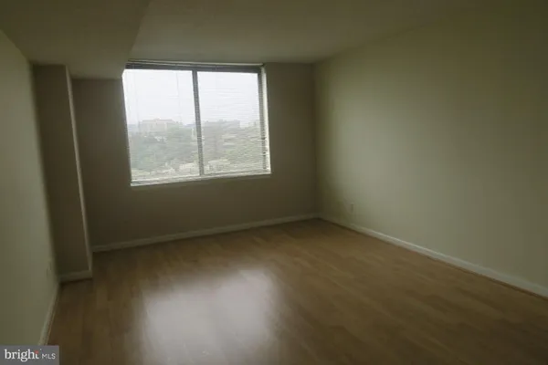 $1,950 | 3709 South George Mason Drive, Unit 609E, Falls Church, VA 22041