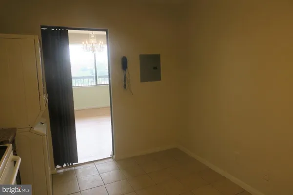 $1,950 | 3709 South George Mason Drive, Unit 609E, Falls Church, VA 22041