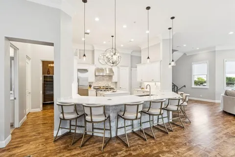 $1,299,999 | 409 East 7th Street, Fort Worth, TX 76102