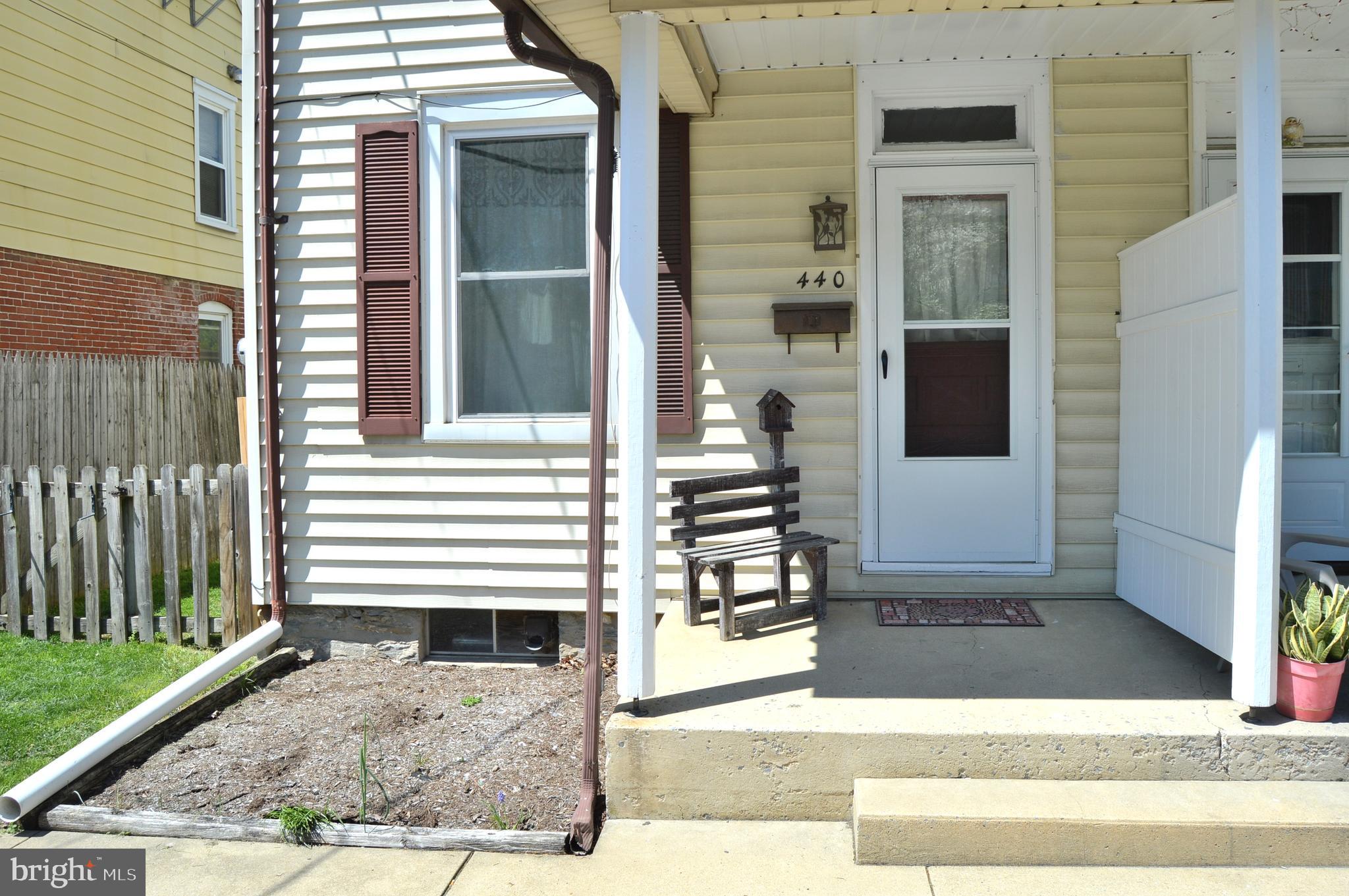 440 North Cedar Street Lititz, PA 17543 - Photo 13 of 57 Front Porch