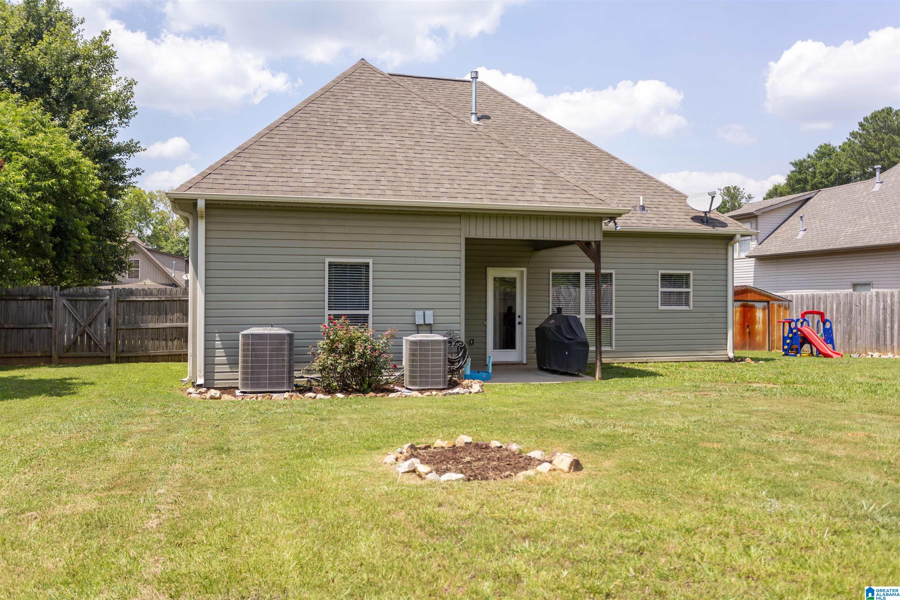 103 Falling Waters Lane Alabaster, AL 35114 - Photo 32 of 35