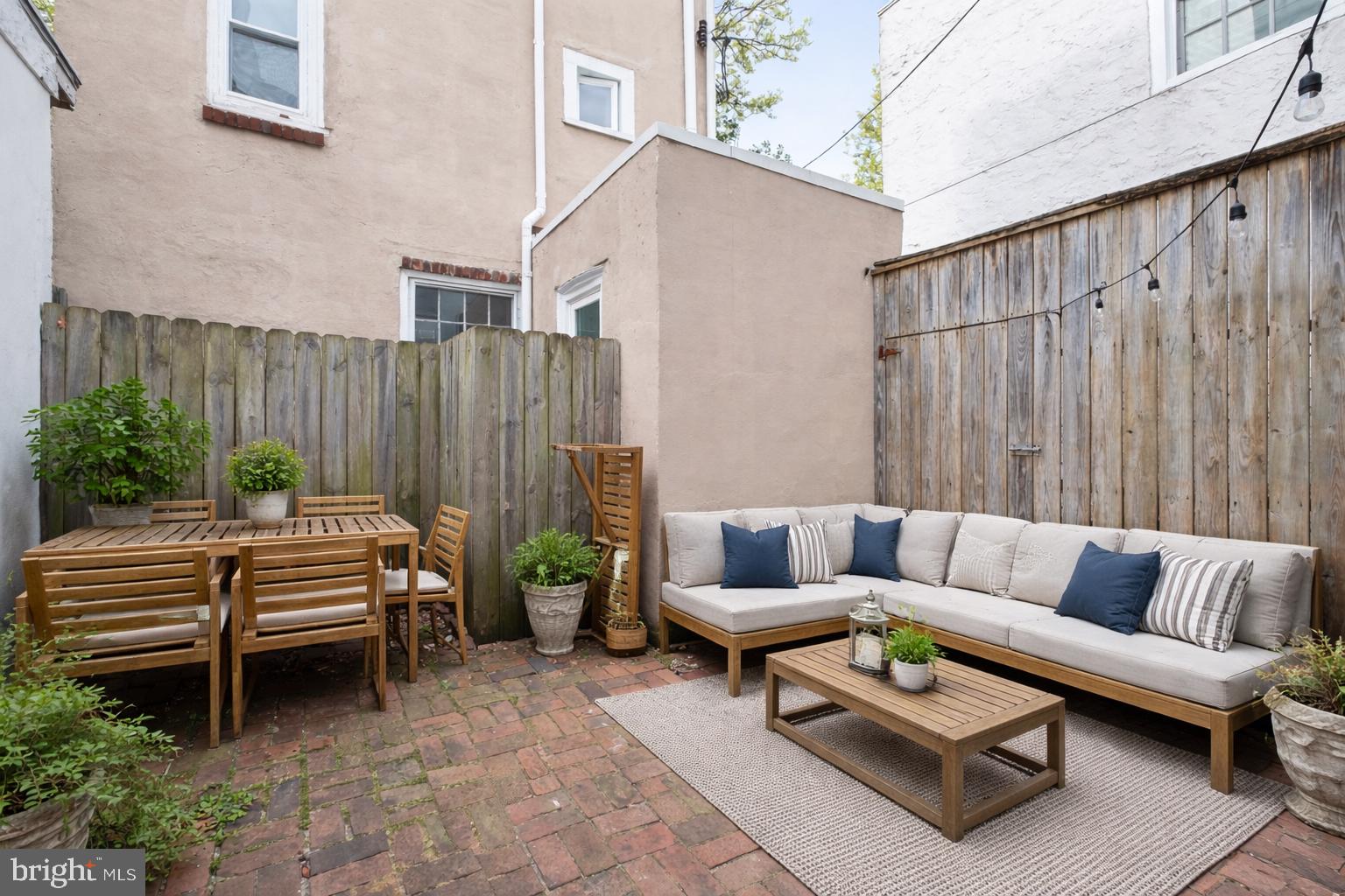 2410 Delancey Street Philadelphia, PA 19103 - Photo 10 of 22
