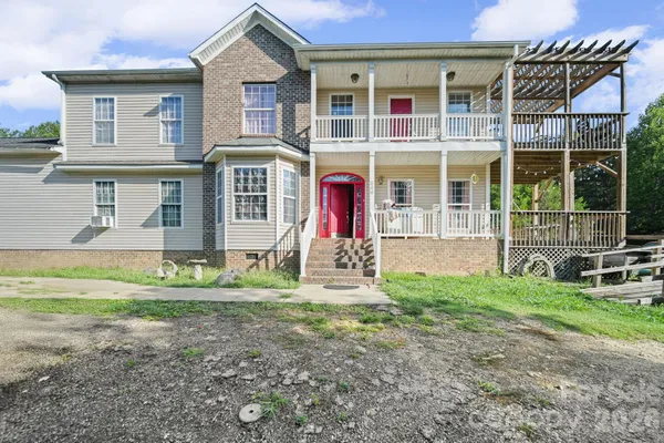 $394,500 | 546 Hopewell Road, Blacksburg, SC 29702