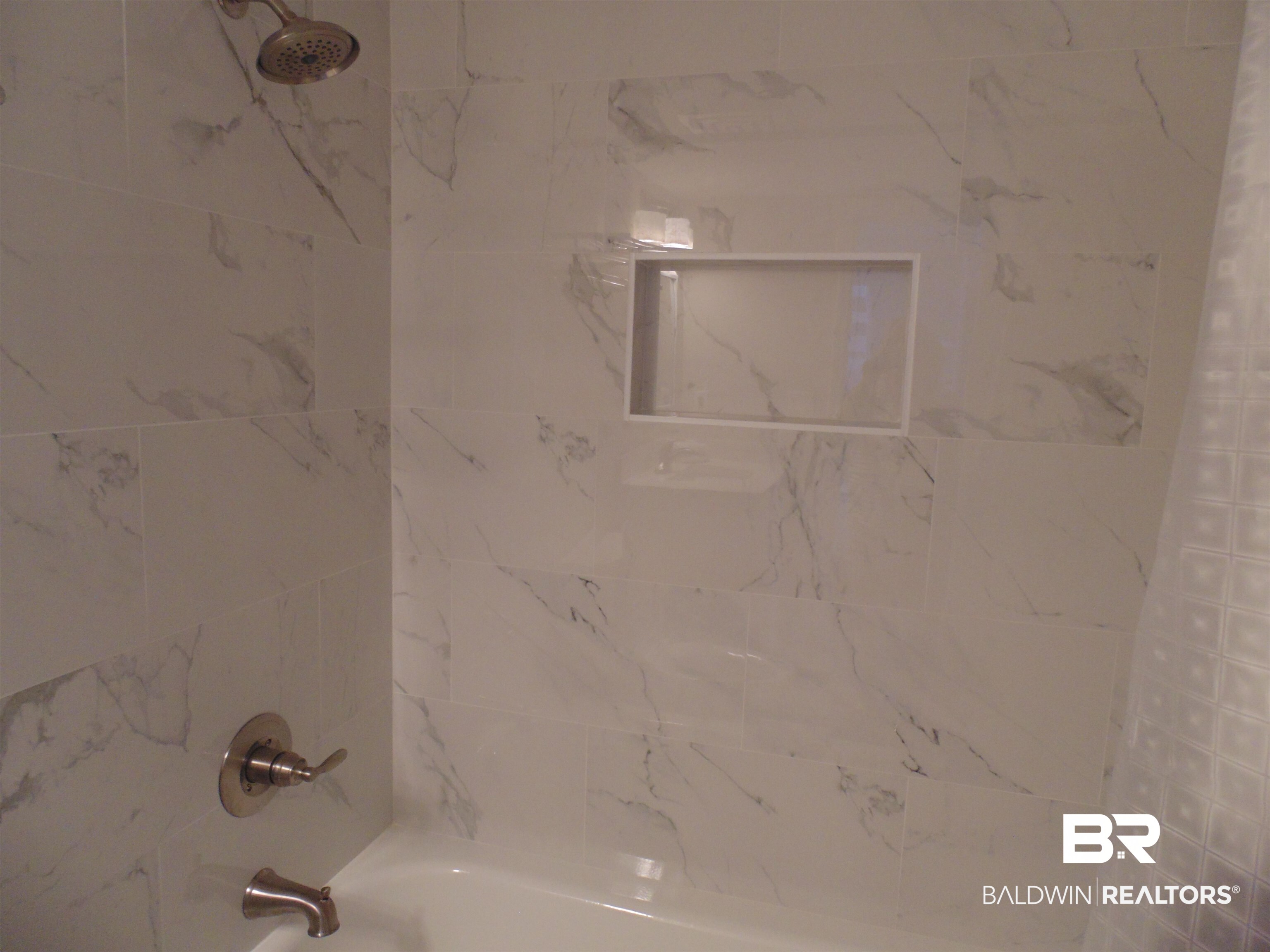 645 Plantation Road, Unit 6505 Gulf Shores, AL 36542 - Photo 13 of 25 New Shower