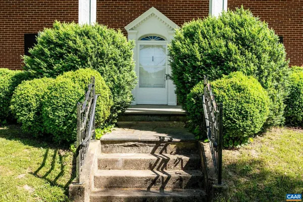 $3,750,000 | 400 Doe Lane, Chatham, VA 24531